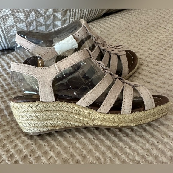 DV by Dolce Vita Other - Girls NWTs DV by Dolce Vita Espadrille Shoes